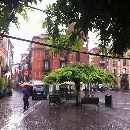 Appartamento In Centro Storico Asti